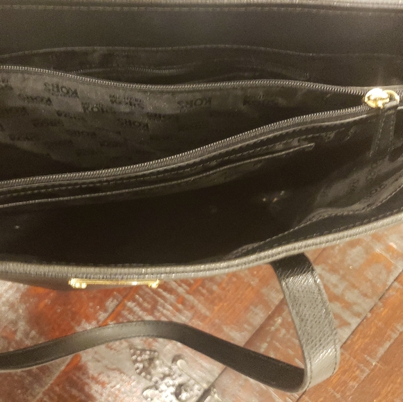 Michael Kors Purse - Picture 6 of 6